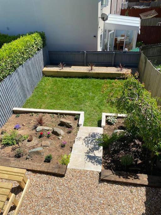 Stylish 3 Bed Home With Allocated Parking For 2 Liskeard Exterior foto